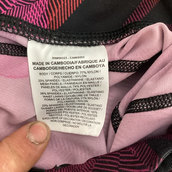 Nike Dri-FIT Printed Black Multicolor Geometric Crop Leggings Size S - Picture 7 of 7